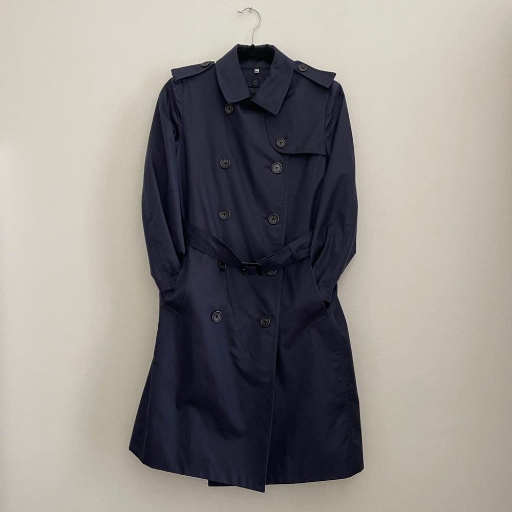 Classic Navy Trenchcoat